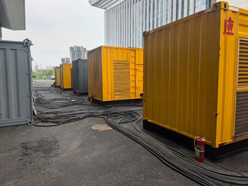 龙楼镇不同季节柴油发电机组保养有哪些注意事项？
