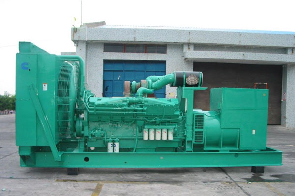 龙楼镇工厂发电机应急发电时如何更准确地检查发电机状态?