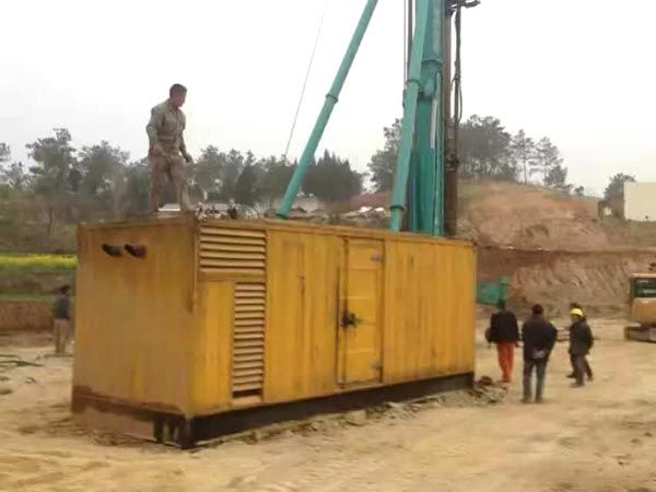龙楼镇如何判断水冷式机油散热器密封件是否需要更换?